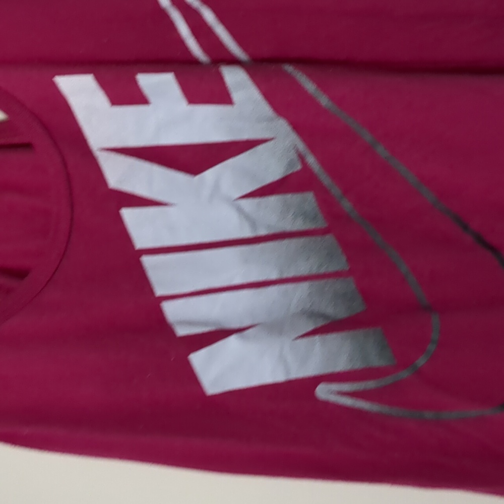 Nike Workout Tank Top - Picture 5 of 5
